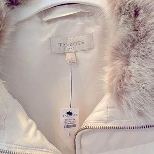 NWT Women’s size L down vest.